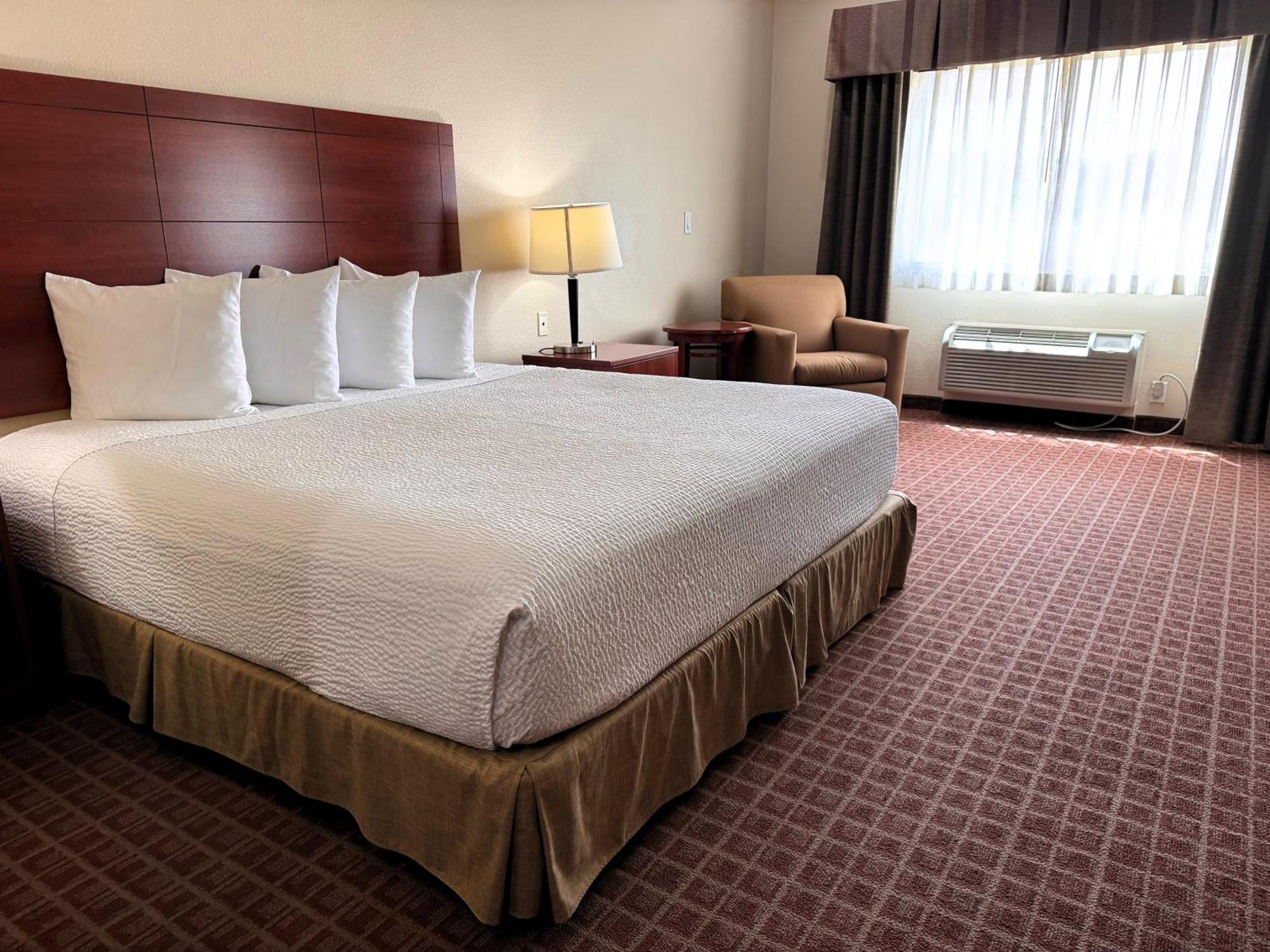 Готель Ramada By Wyndham Колледж-Стейшен Екстер'єр фото